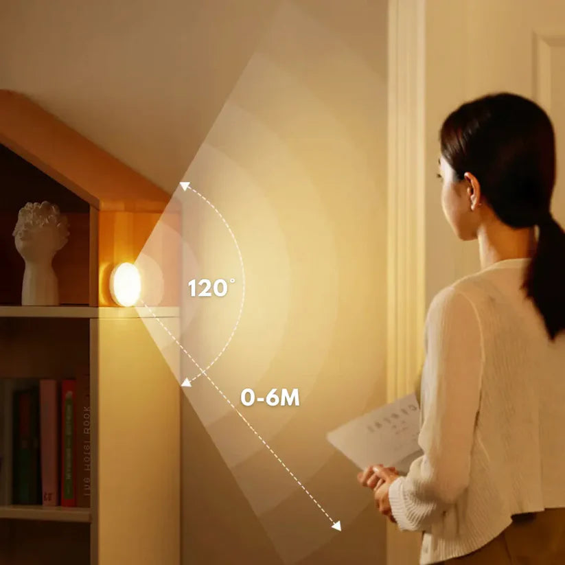 NovaSense™ | Automatisk varmt LED-lys, der guider dig sikkert gennem mørket