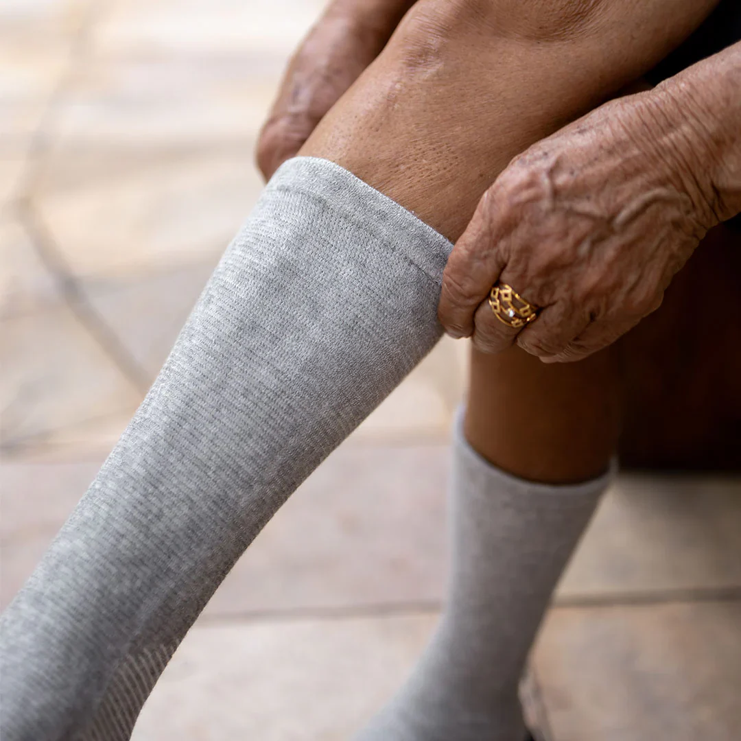 Nova Sock™ - Åndbar Komfort og Fugttransporterende Støtte til Fødderne